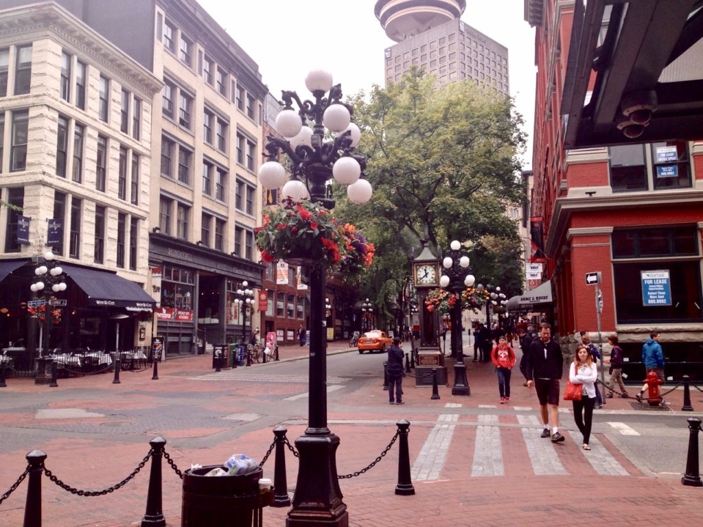 Gleich neben der East Hastings Street: das hübsche Viertel Gastown