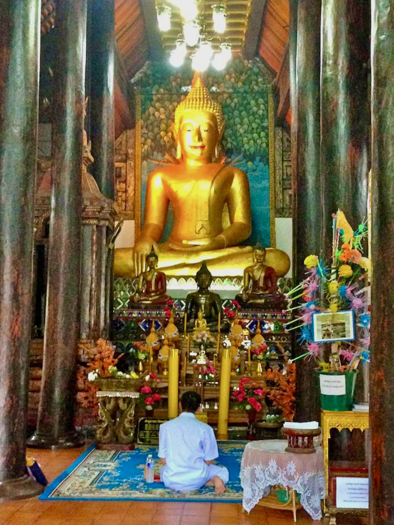 Buddha im Wat Umongmahatheratchan